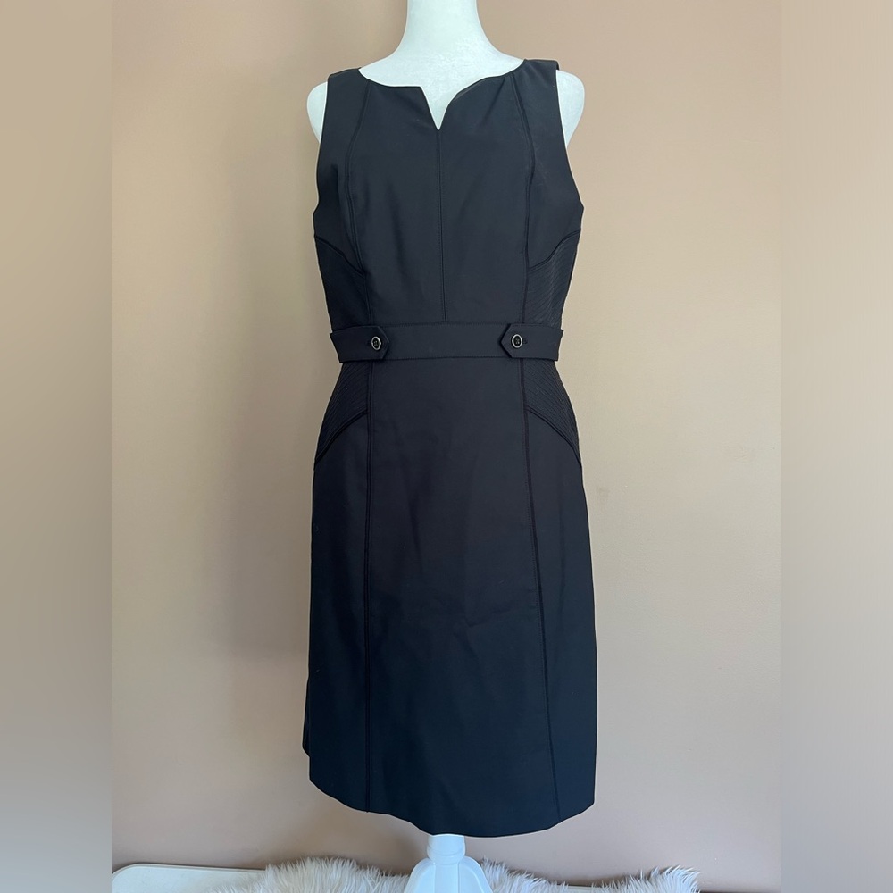 {White House Black Market} Sleeveless Sheath Dress in Black - Womens 6